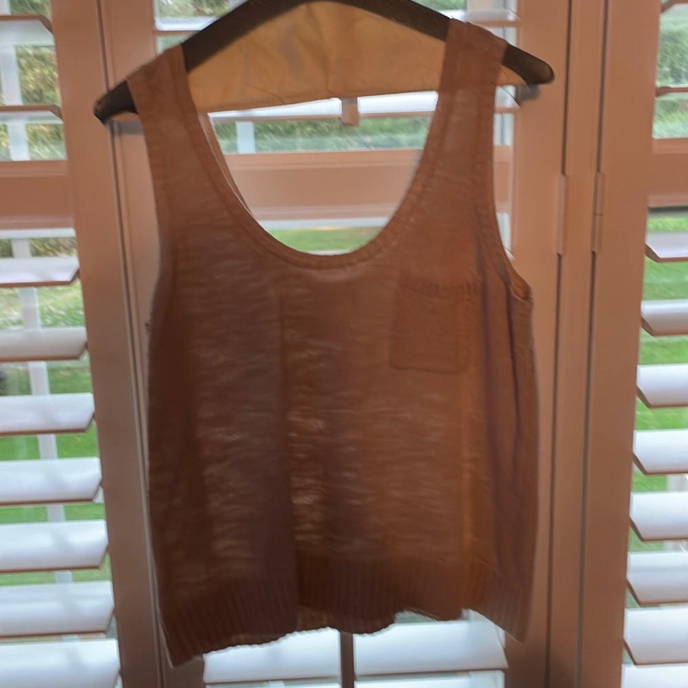 Cotton one pocket tank
